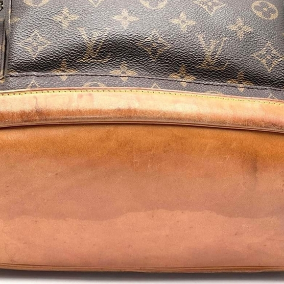 LOUIS VUITTON Montsouris GM Backpack - Picture 7 of 14